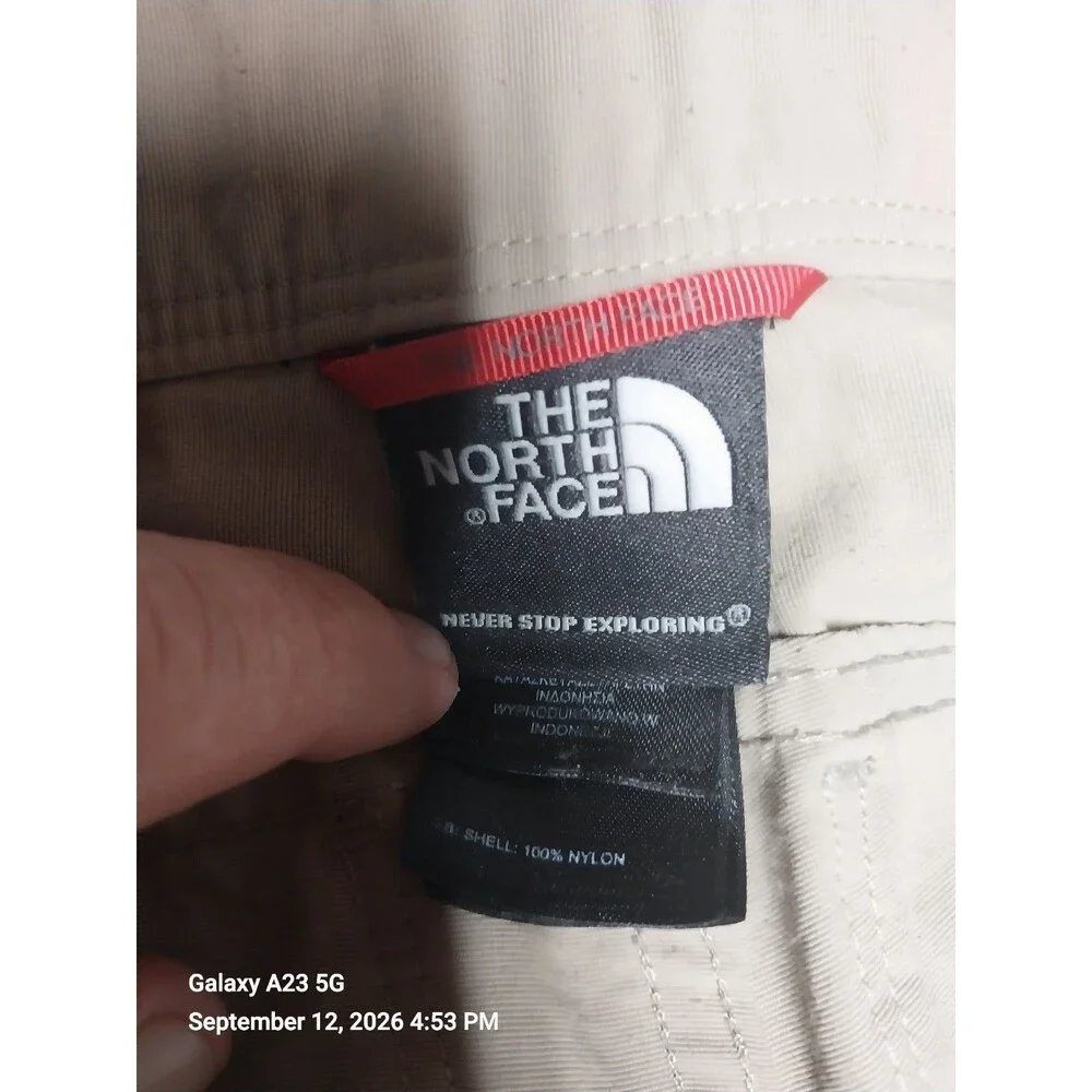 The North Face Men’s Khaki Hiking Shorts Size 32 Regular Lightweight Outdoor
